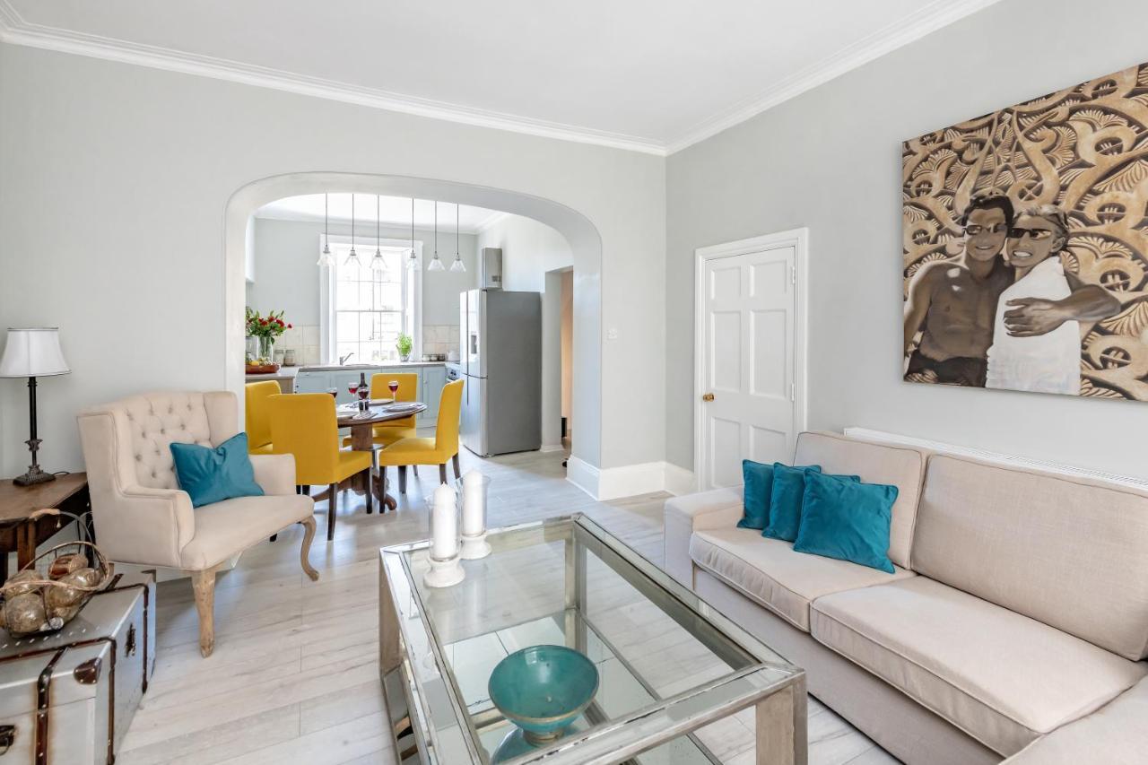 Gorgeous Garden Apartment Bath Exteriör bild